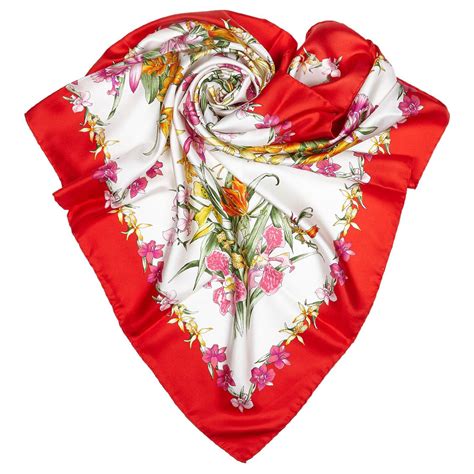 foulard femme gucci.